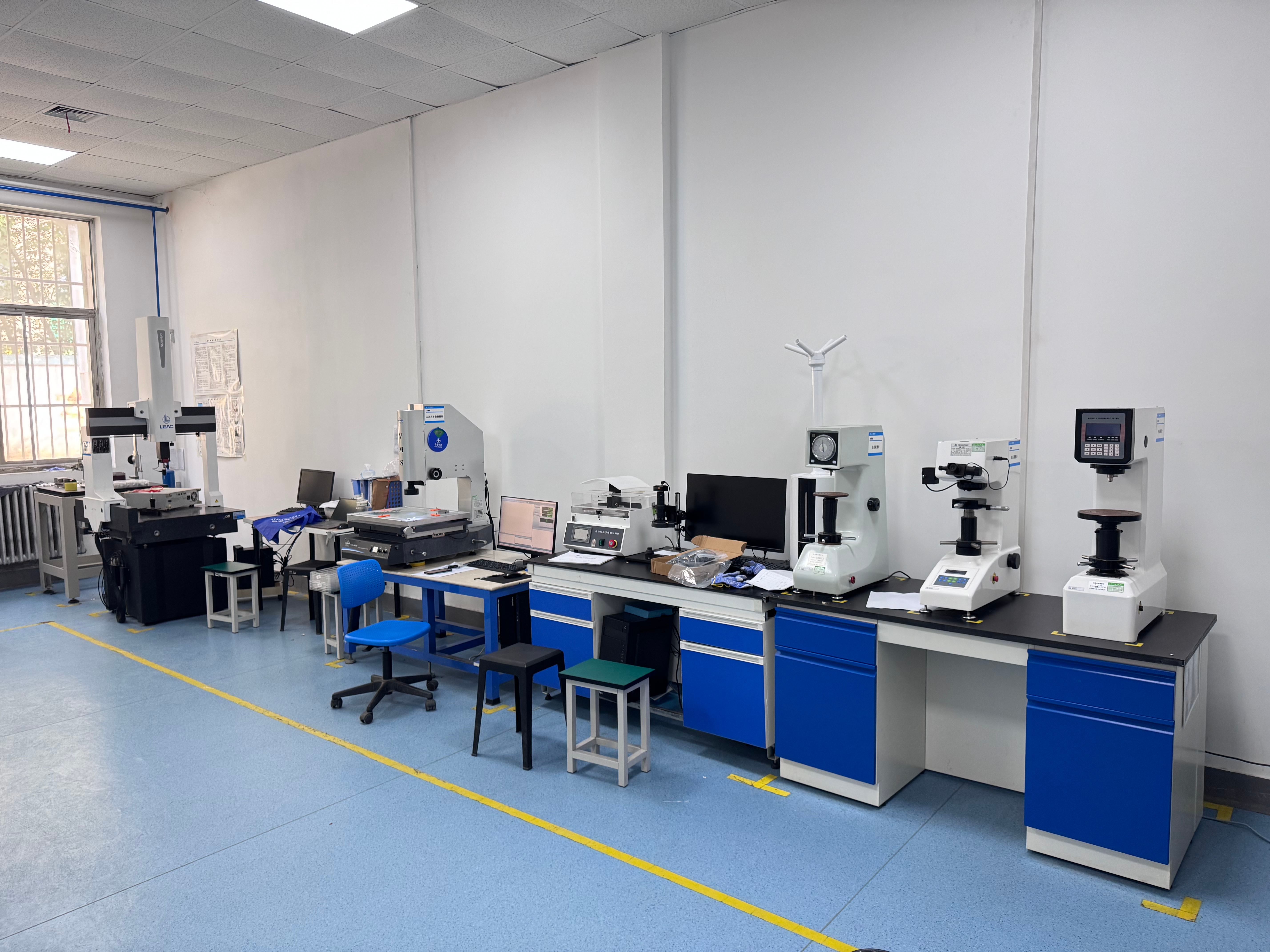 301761805822542260.jpg 实验室(1).jpg