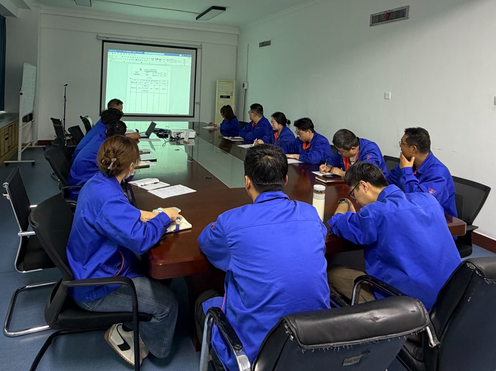 131776066234692184.jpg ae859c18e2c7adbe234b0c0c82ab74e7.jpg